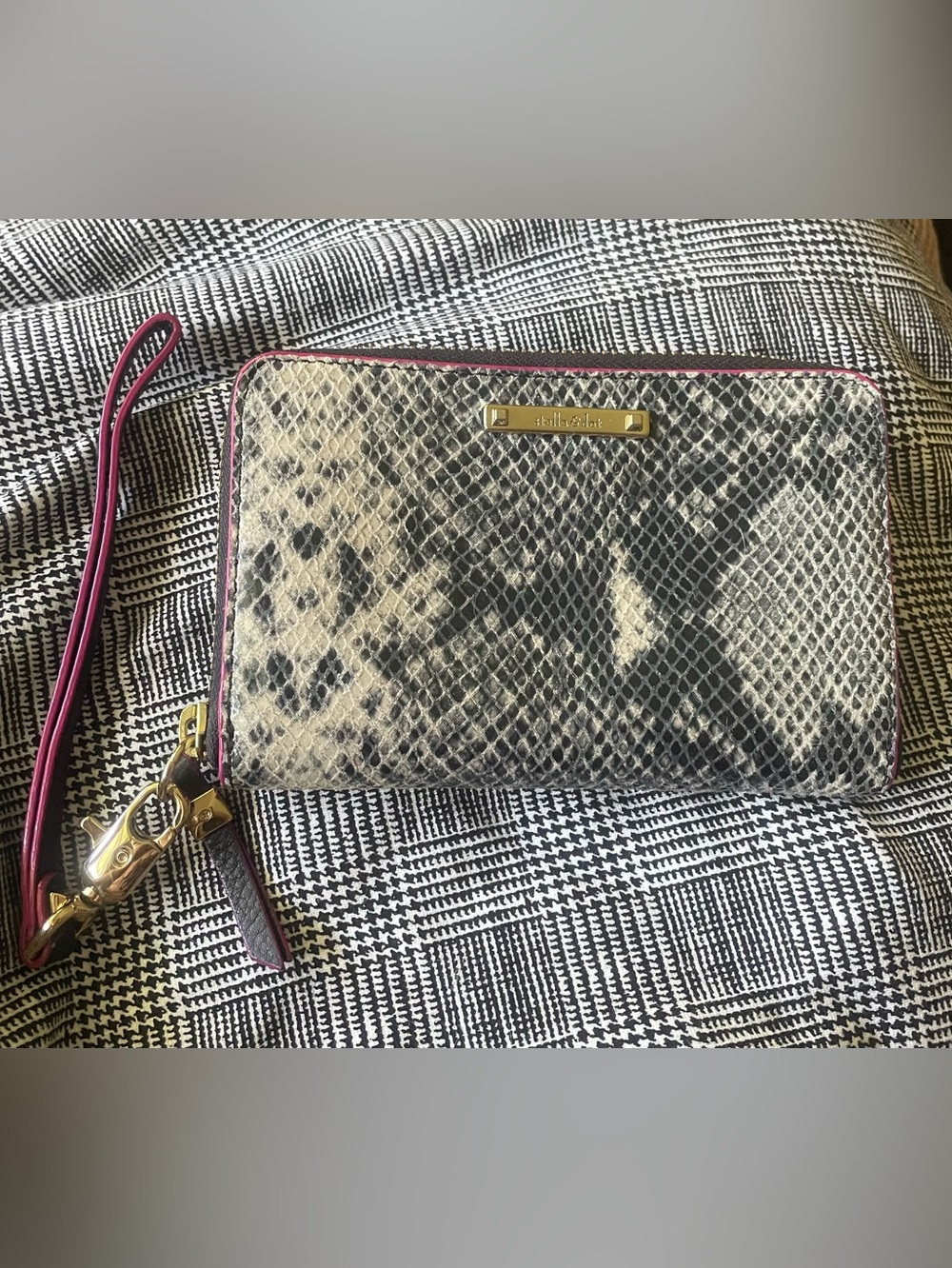 Stella & Dot Black, Cream Snake-Print Zip Wallet
